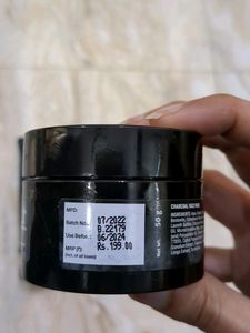 Sealed Charcoal Clay And Peel Off Mask