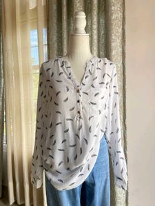Feather Print White Top