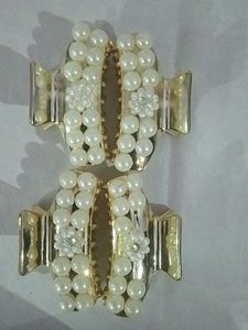 Elegant Pearl Hair Clips for Women