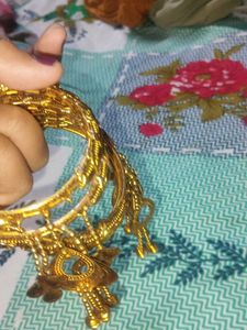 Golden bangle, in size24