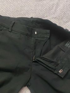 Women&#39;s Black Office Trousers/Pants