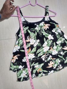 Summer Special New Black Floral Print Top