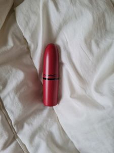 Mac Iconic Ruby Woo Lipstick