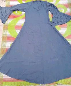 4 Times Used Abaya Honestly 🙂Baki Pura New He