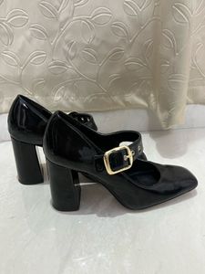H&amp;M BLOCK-HEELED MARY JANES