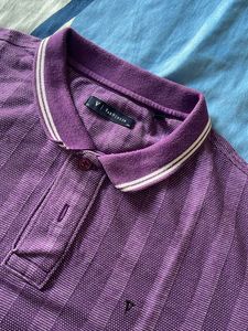 Van Heusen L Size t Shirt