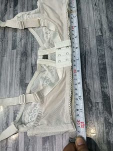 32 D Size Hot Look 💚