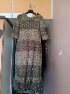 3xl Rayon Gown.