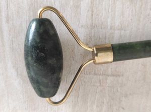 Dark Green Real Jade Face Massager Roller – UNUSED