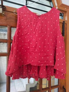 Red Sleeveless Top