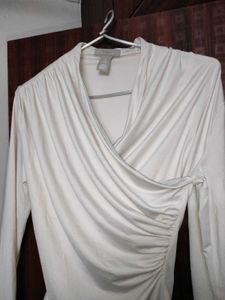 H&amp;M Cream Top