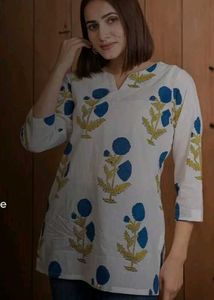 White Floral Embellished Kurti