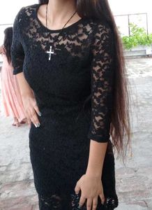 Black Lace Bodycon Dress