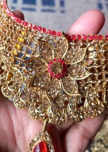 Red And Golden Color,har Set