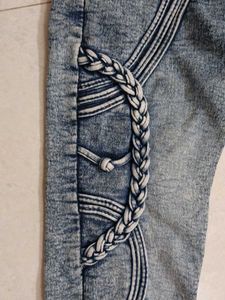 Jeans With 3 D Effect