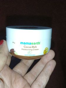 Mamaearth Moisturizing Cream