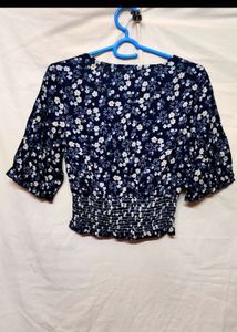 🆕 “Bella Figura” Floral Crop Top