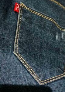 Women&#39;s Distressed Bootcut Jeans – Dark Wash👖
