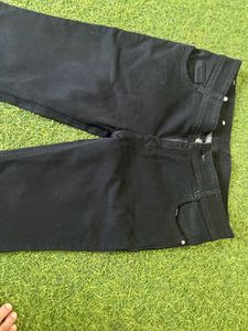 Black Skinny Jeans
