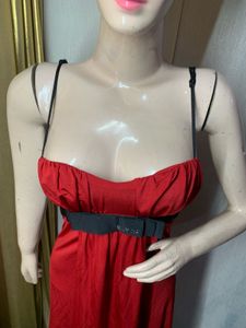 Chic Red Party Dress