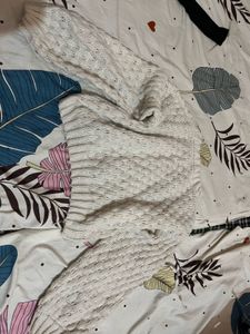Off-white Korean Sweater