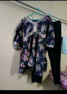 Floral Print Kurti &amp; Pants Set