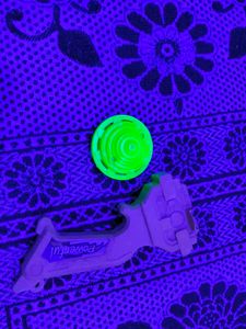 Beyblade Launcher &amp; Top