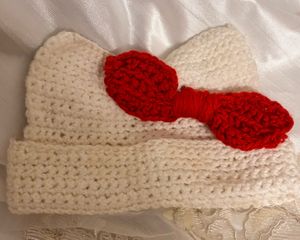 Crochet Hello Kitty Hat
