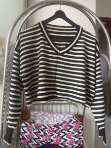 Striped V-Neck Long Sleeve sweater