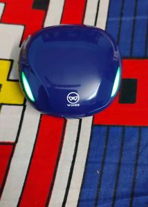 Gaming Earbuds At 40ms and Leds