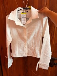 White bow Textured Top