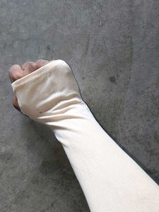 Let’s Slim Hand Sleeves – 2 Pairs | Like New | UV