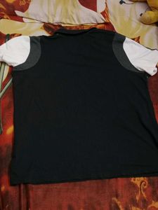 ARMANI EXCHANGE MEN&#39;S TSHIRT