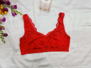 🇳🇿💫💗Hot Look Red Lace Trim Bra
