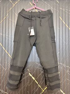 BLINKIN Women's Slim Fit Polyester Capri Pants