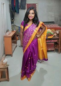 💥 Price Drop 💥Purple &amp; Gold Embroidered Saree