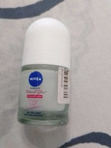 Nivea Natural Glow Deodrant