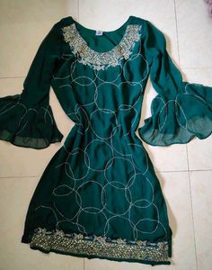 Elegant Green Kurta Set