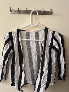 Black-white Crop Top With Over Jacket