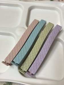 4 Plastic Pouch Clips