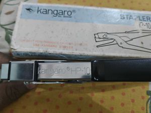 Kangaro Stapler