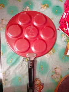 Appam Non Stick Pan With 7 Blocks