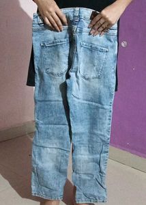 Stylish Light Wash Jeans