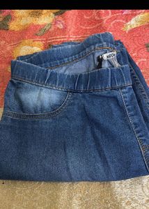 Combo Of 2 Branded Blue Denim Jeans And 1 Tunic