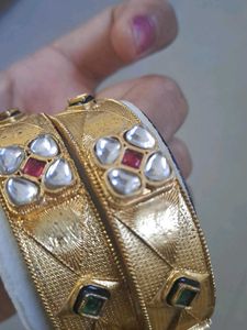 Kundan Pearl Bangles