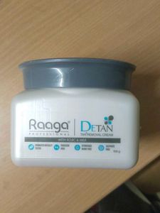 Raaga Professional Detan Pack