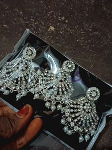 Earrings With Mangtika