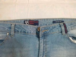 Light Wash Denim Capris