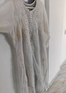 White Embroidered Kurta