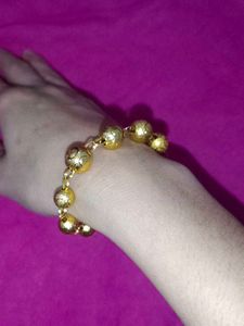 Gold Tone Beaded Bracelet